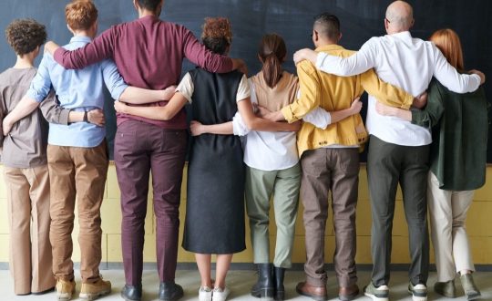 JMOznl9DQwWtBDw1ur5w_pexels-fauxels-3184396