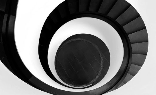 tpBXkrfjSDKgyg8Wlx3e_pexels-robin-schreiner-2438212